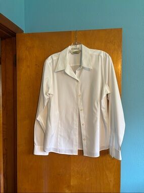 Eddie Bauer White Stretch Shirt
